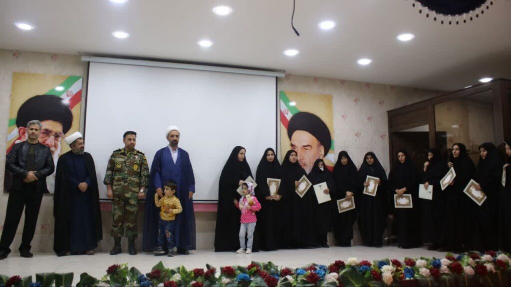 سخنرانی مدیر ستاد اقامه نماز در جمع پرسنل و خانواده‌های آمادگاه و پشتیبانی ارتش زنجان