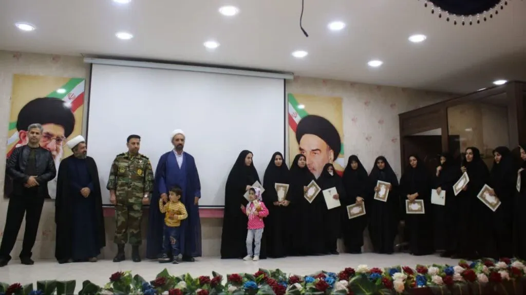 سخنرانی مدیر ستاد اقامه نماز در جمع پرسنل و خانوادههای آمادگاه و پشتیبانی ارتش زنجان