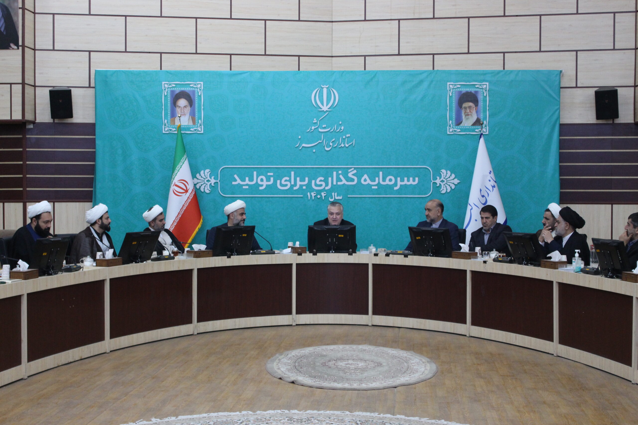 شورای اقامه نماز استان البرز برگزار شد