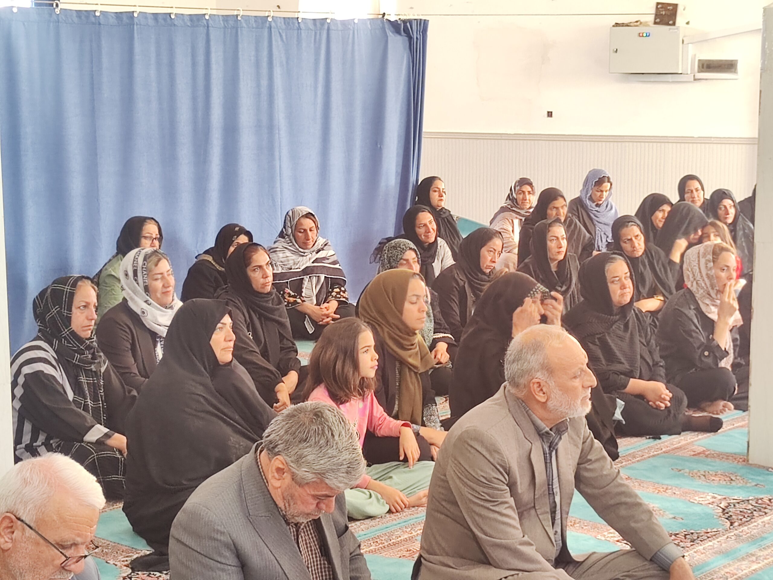 نشست تخصصی توانمندسازی اولیاء دانش آموزان روستای زرانگوش شهرستان بدره برگزار شد