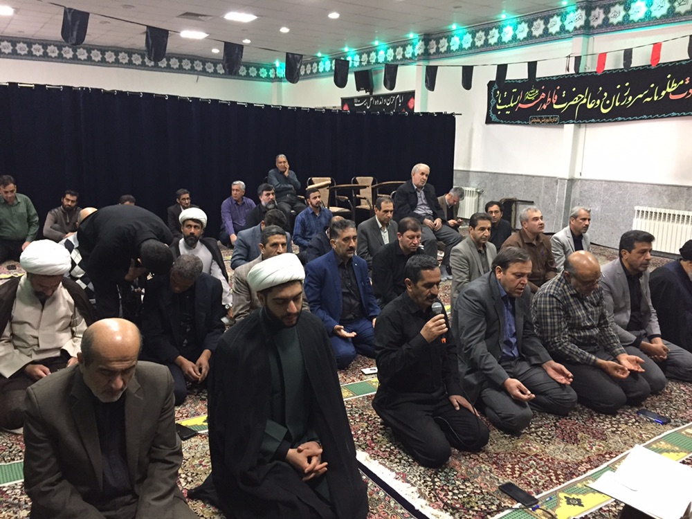 حضور مدیر ستاد اقامه نماز و ایراد سخنرانی و اقامه نماز در اداره جهاد کشاورزی کرمان