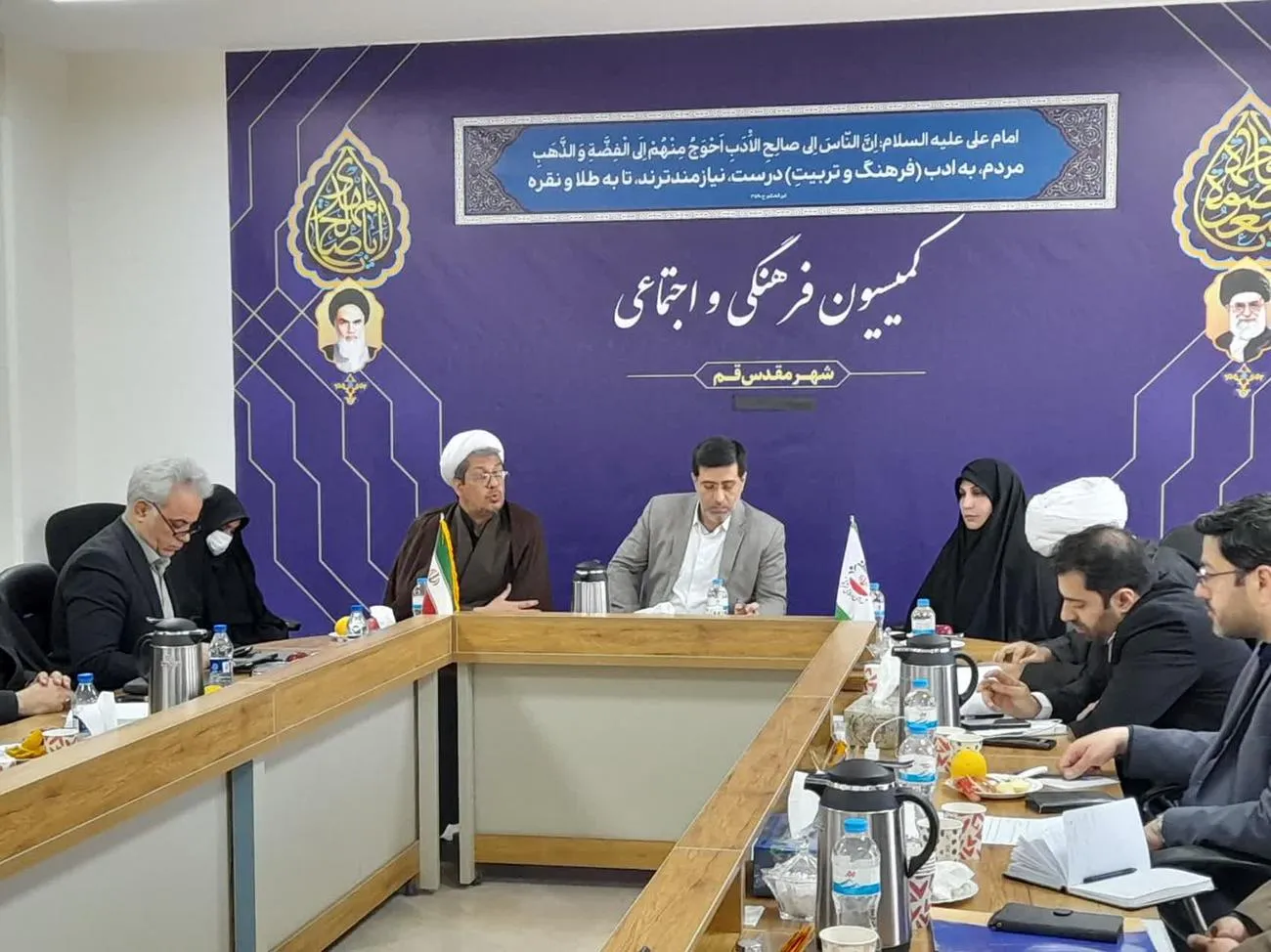 جلسه کمیسیون فرهنگی و اجتماعی شورای اسلامی شهر قم با محوریت گسترش فرهنگ نماز برگزار شد