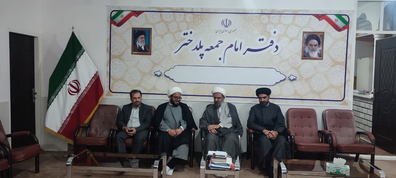 دیدار مدیر ستاد اقامه نماز لرستان با امام جمعه پلدختر