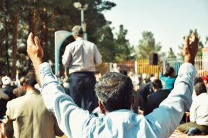 اقامه نماز استسقاء نجف آباد اصفهان