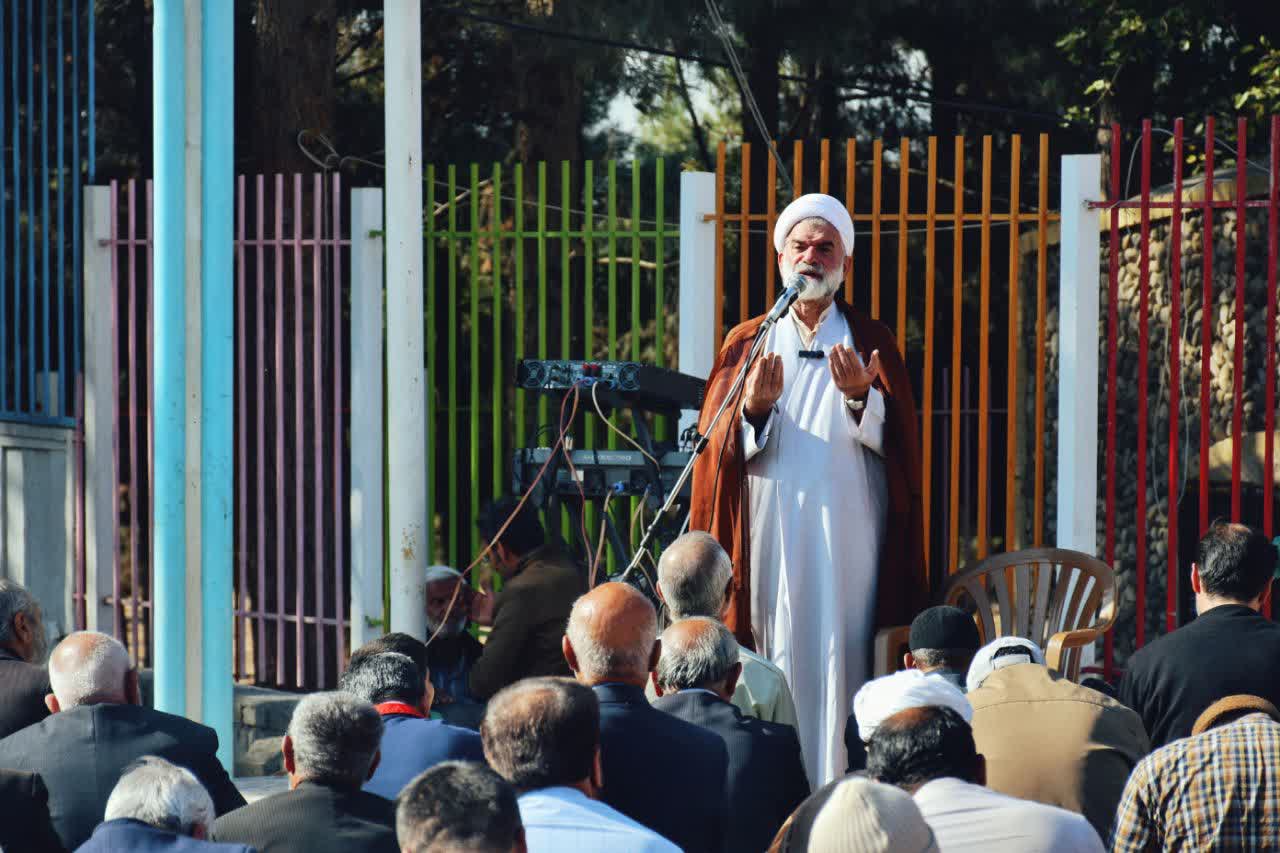 اقامه نماز استسقاء نجف آباد اصفهان