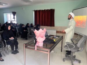 برگزاری‌ دوره‌آموزشی‌ شیوه‌های‌‌‌انس‌کودکان‌به‌نماز در چهارمحال‌وبختیاری‌ +گزارش‌تصویری