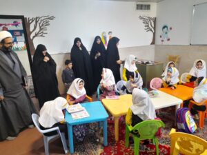 تأکید بر تربیت فرزندان در مسجد و نقش مادران در گسترش فرهنگ نماز