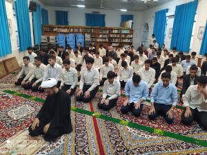 تبیین آداب، آثار و اسرار نماز برای دانشآموزان گرگانی