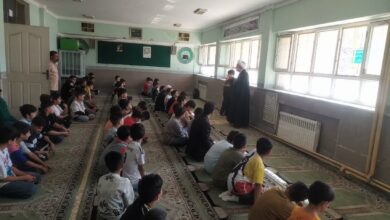 نشست نمازشناسی دانش آموزی در مدرسه شهید قوچی دره شهر برگزار شد