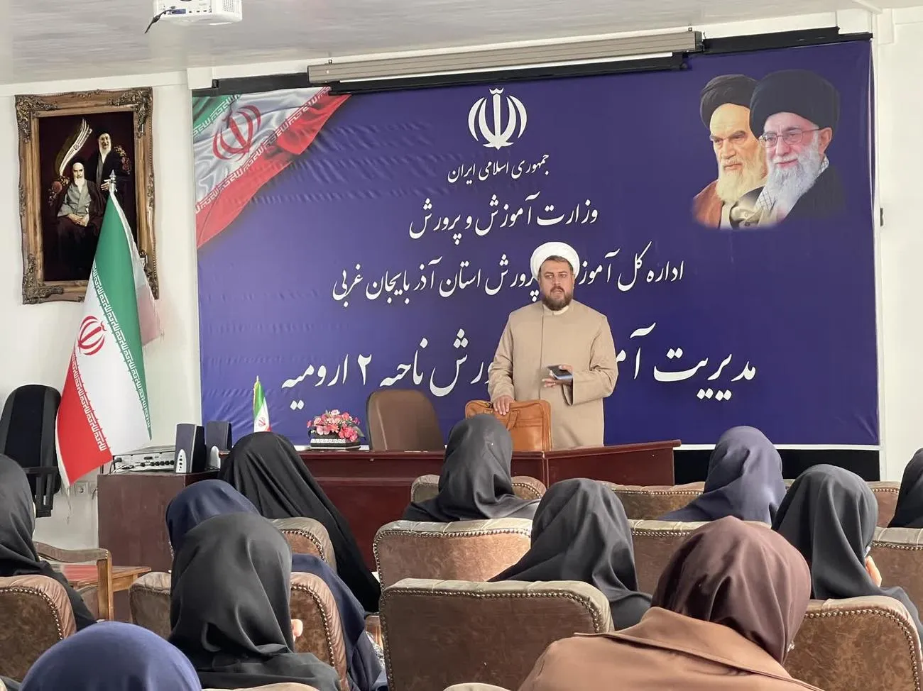دوره توانمند سازی مربیان مهدکودک با محوریت آموزش مفاهیم نماز برگزار شد