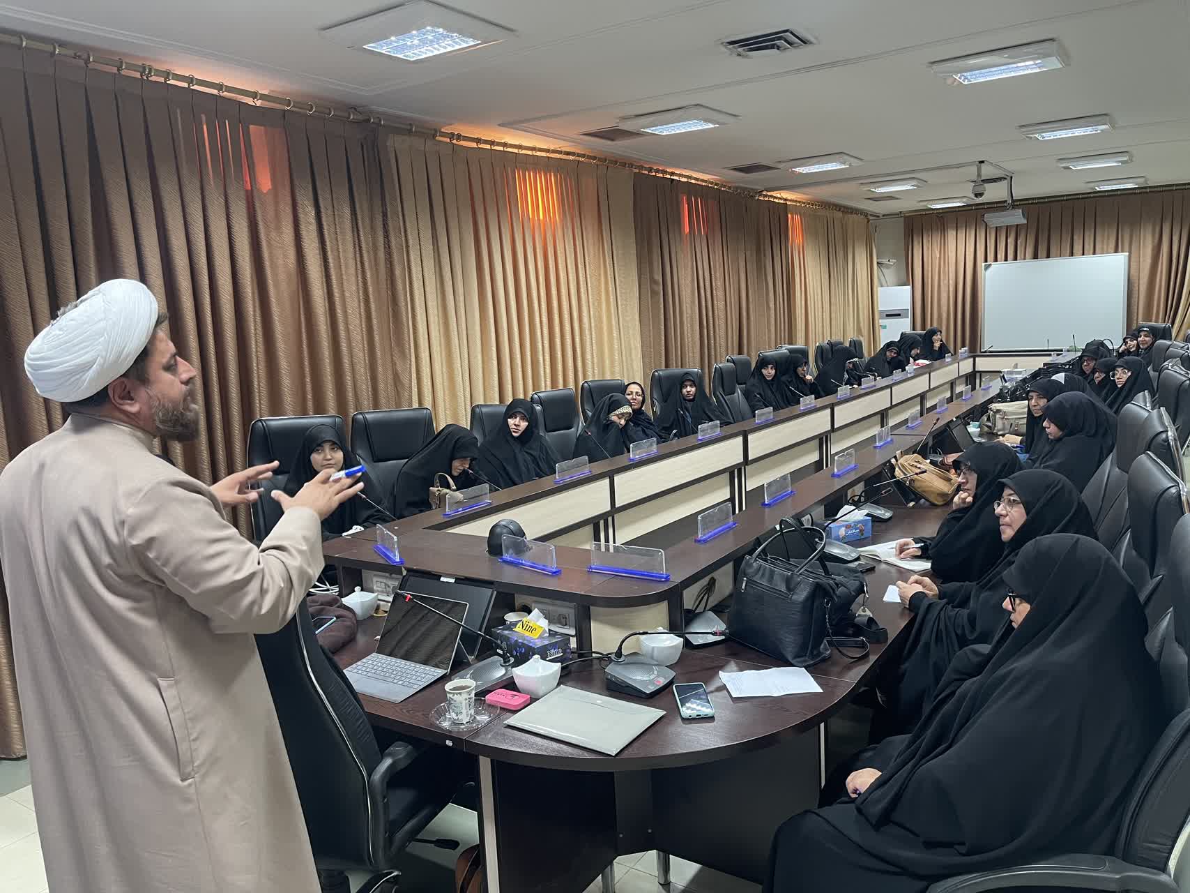 دوره تربیت مدرس ویژه بانوان در آذربایجان غربی برگزار شد