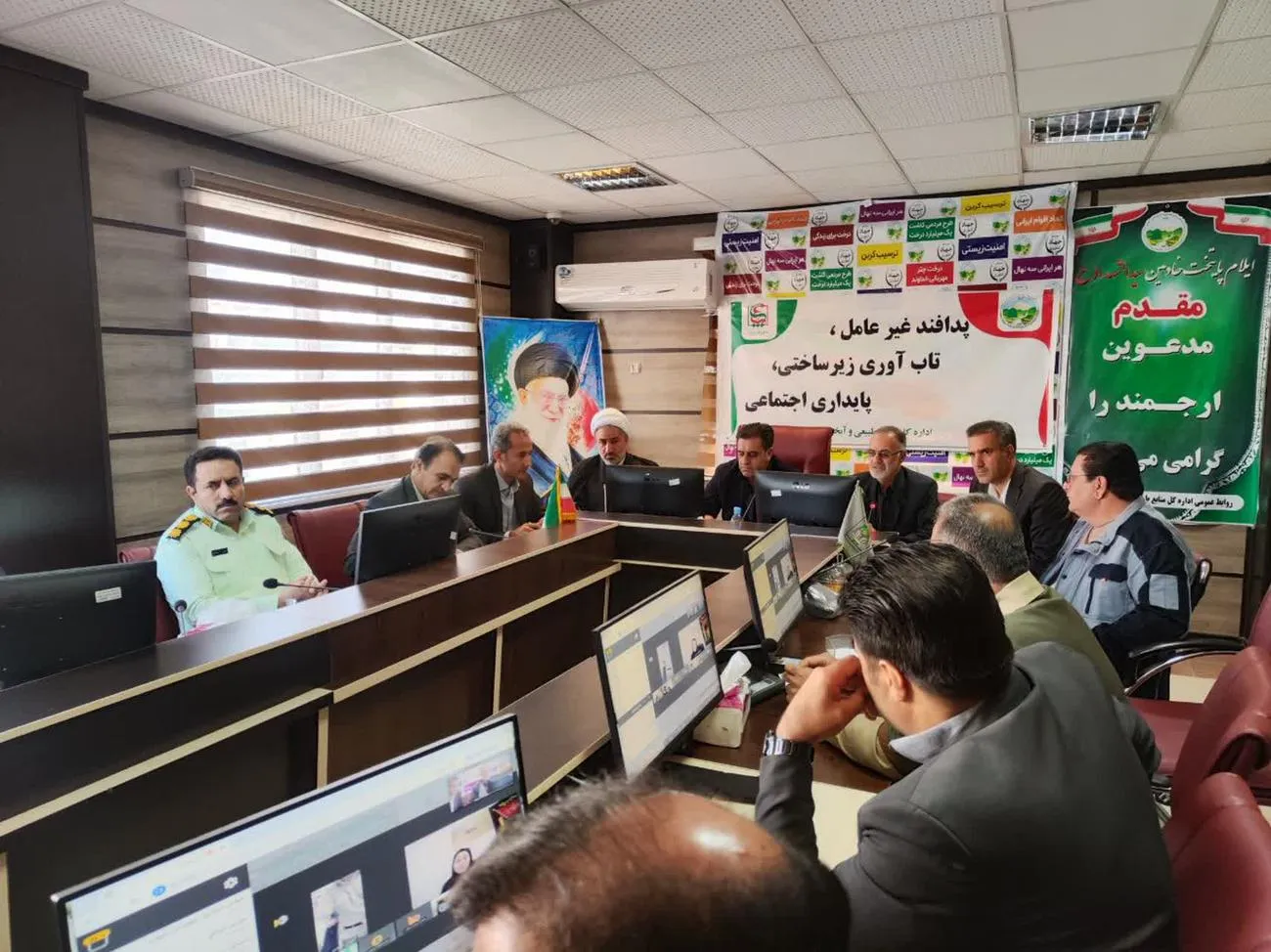 جلسه شورای اقامه نماز اداره کل منابع طبیعی و آبخیزداری استان ایلام برگزار شد