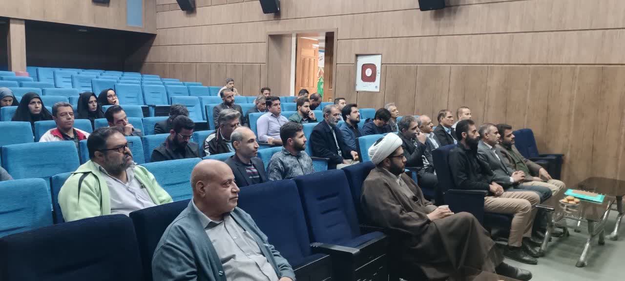 دوره آموزشی نماز رابطین ادارات شهرستان اردستان اصفهان