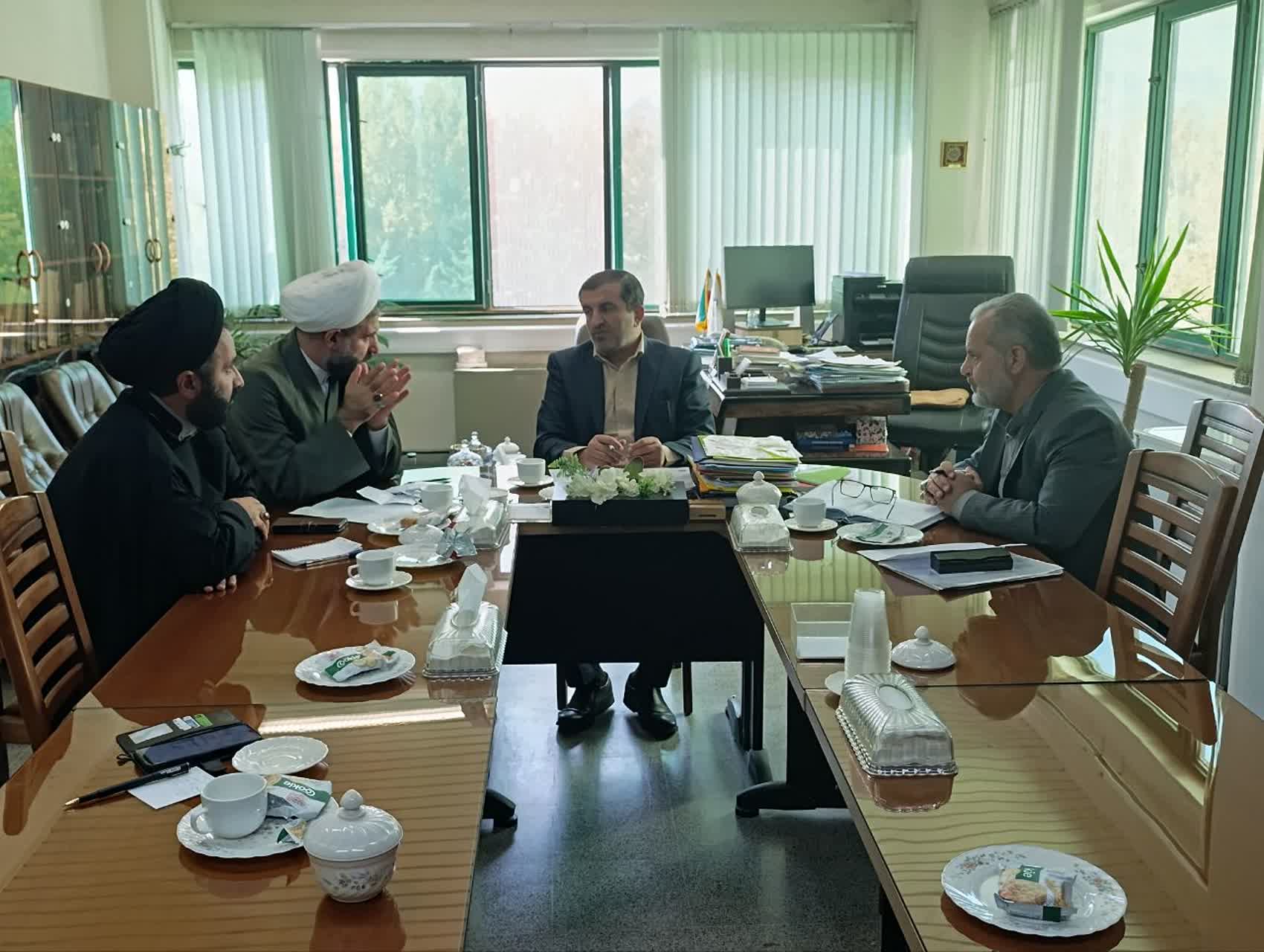 جلسه هماهنگی اجلاس استانی نماز در استان همدان برگزار شد