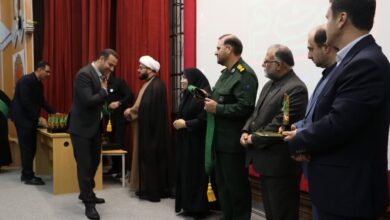 نرمندان برگزیده محور نماز ظهر عاشورا در سوگواره محرم