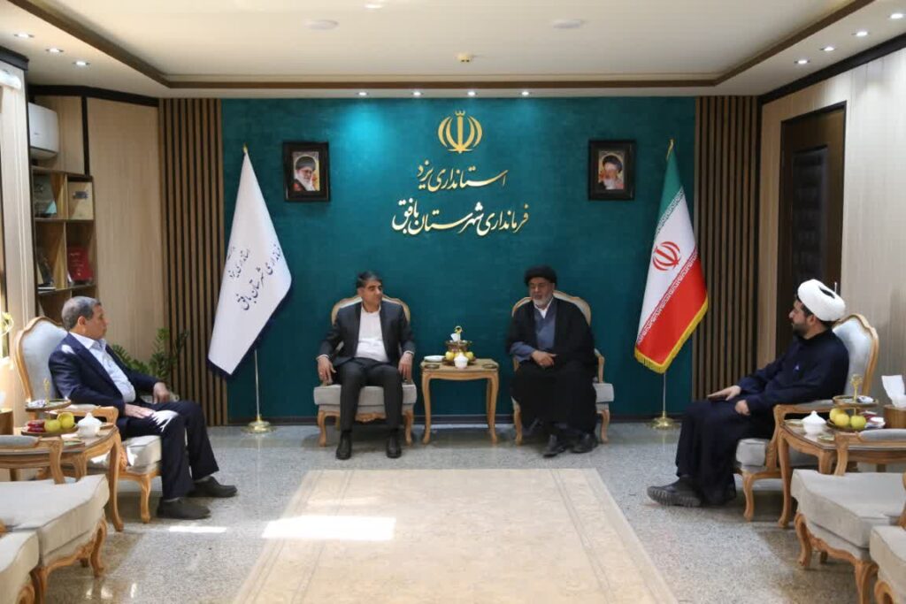 دیدار مدیر ستاد اقامه نماز بافق با فرماندار شهرستان بافق