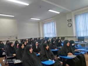 جمعی از طلاب و ائمه جماعات در کارگاه شیوههای نوین دعوت به نماز در شهرستان سلسله