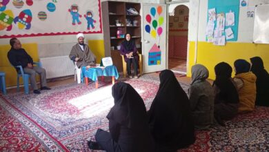 نشست فرهنگی تربیتی بانوان محلات شهرستان فریدن اصفهان