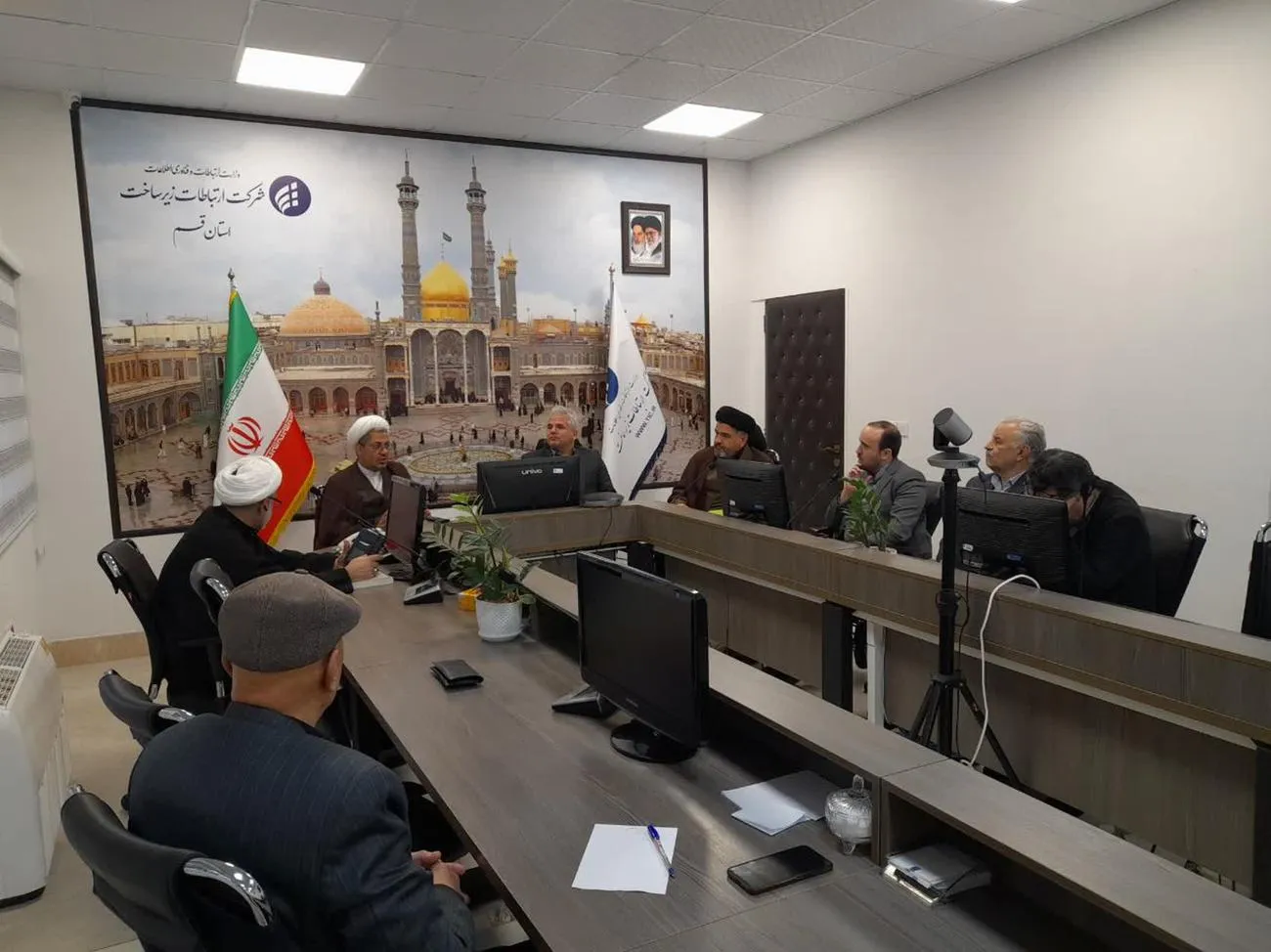 جلسه شورای اقامه نماز شرکت ارتباطات زیرساخت قم