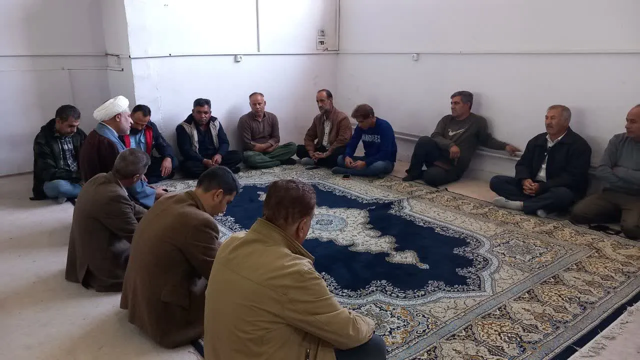 دوره آموزشی نماز ویژه رانندگان حمل و نقل عمومی استان ایلام برگزار شد