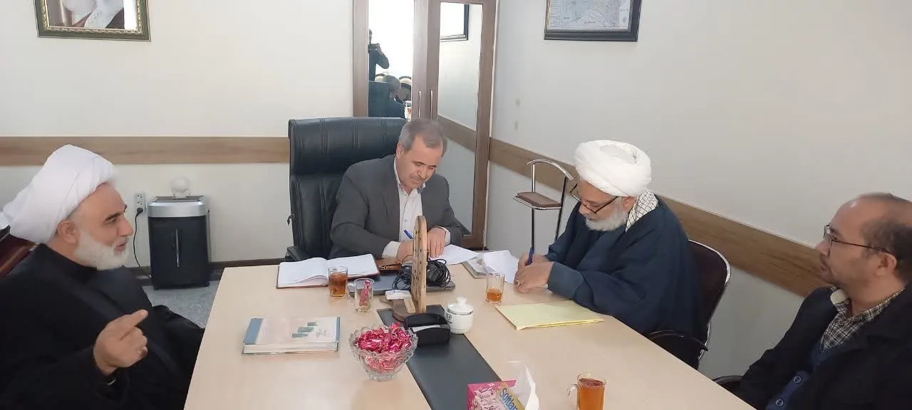 جلسه شورای اقامه نماز اداره کل دامپزشکی