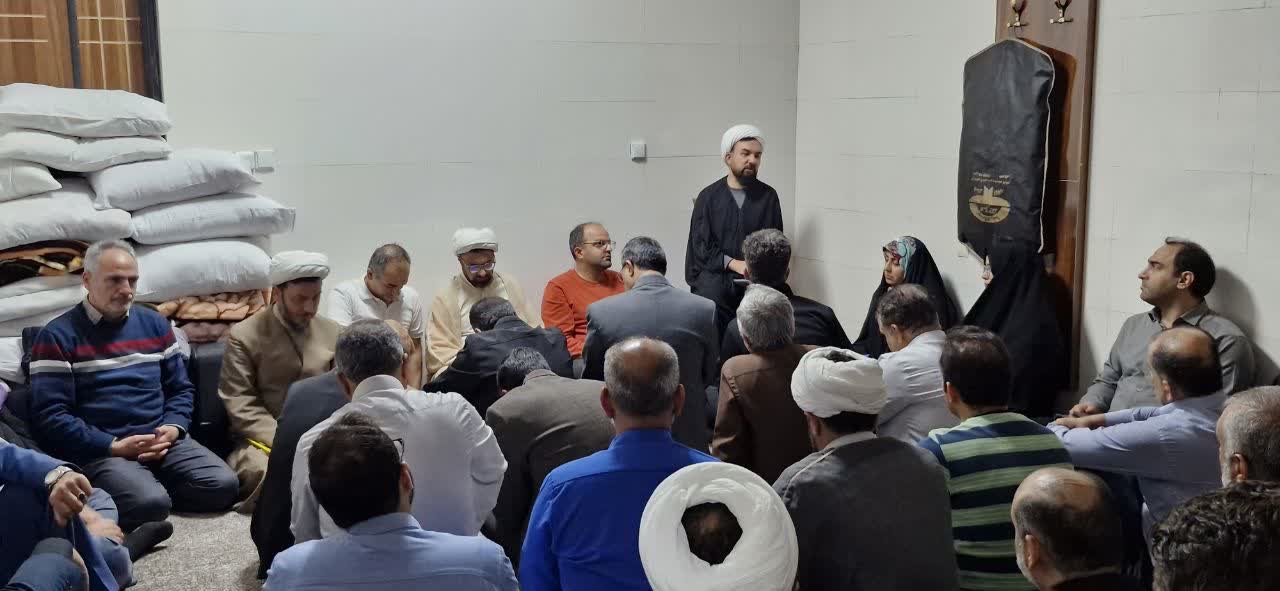 گردهمایی آموزشی فرهنگی دبیران اقامه نماز دستگاههای اجرایی استان سمنان برگزار شد