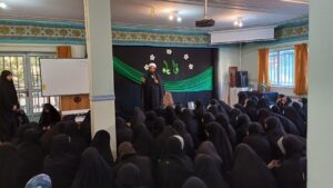 نشست آموزشی نماز در مدرسه علومومعارف اسلامی شهیدمطهری شهرکرد برگزار شد