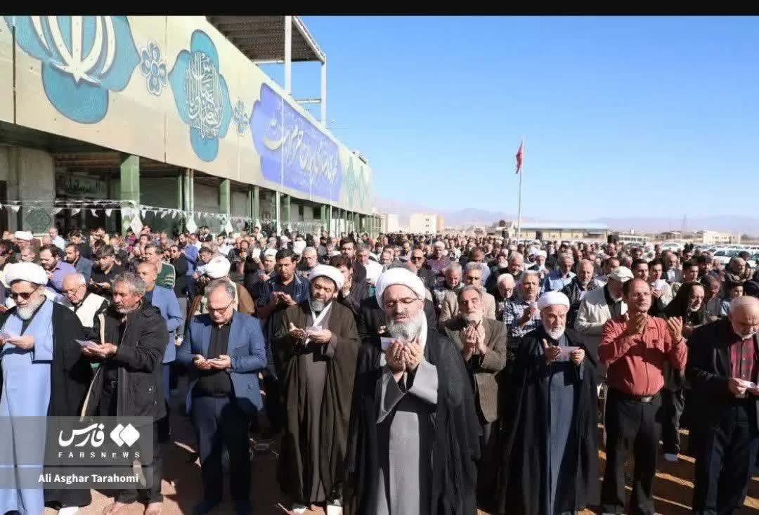 نماز باران به امامت نماینده ولیفقیه در سمنان برگزار شد