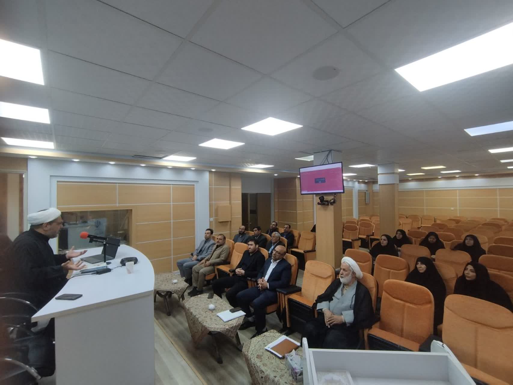 جلسه اعضای شورای مرکزی انجمن اولیاء و مربیان استان کرمانشاه برگزار شد-2