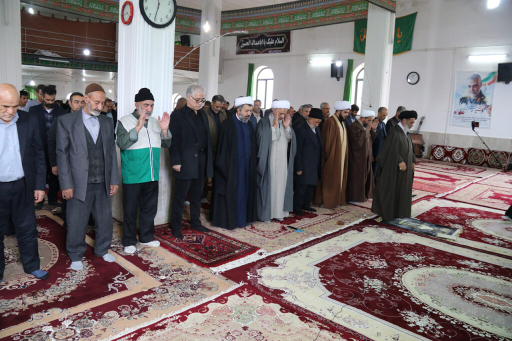 دیدار با امام جمعه شهرستان خدابنده پیرامون اجرای برنامه های نماز