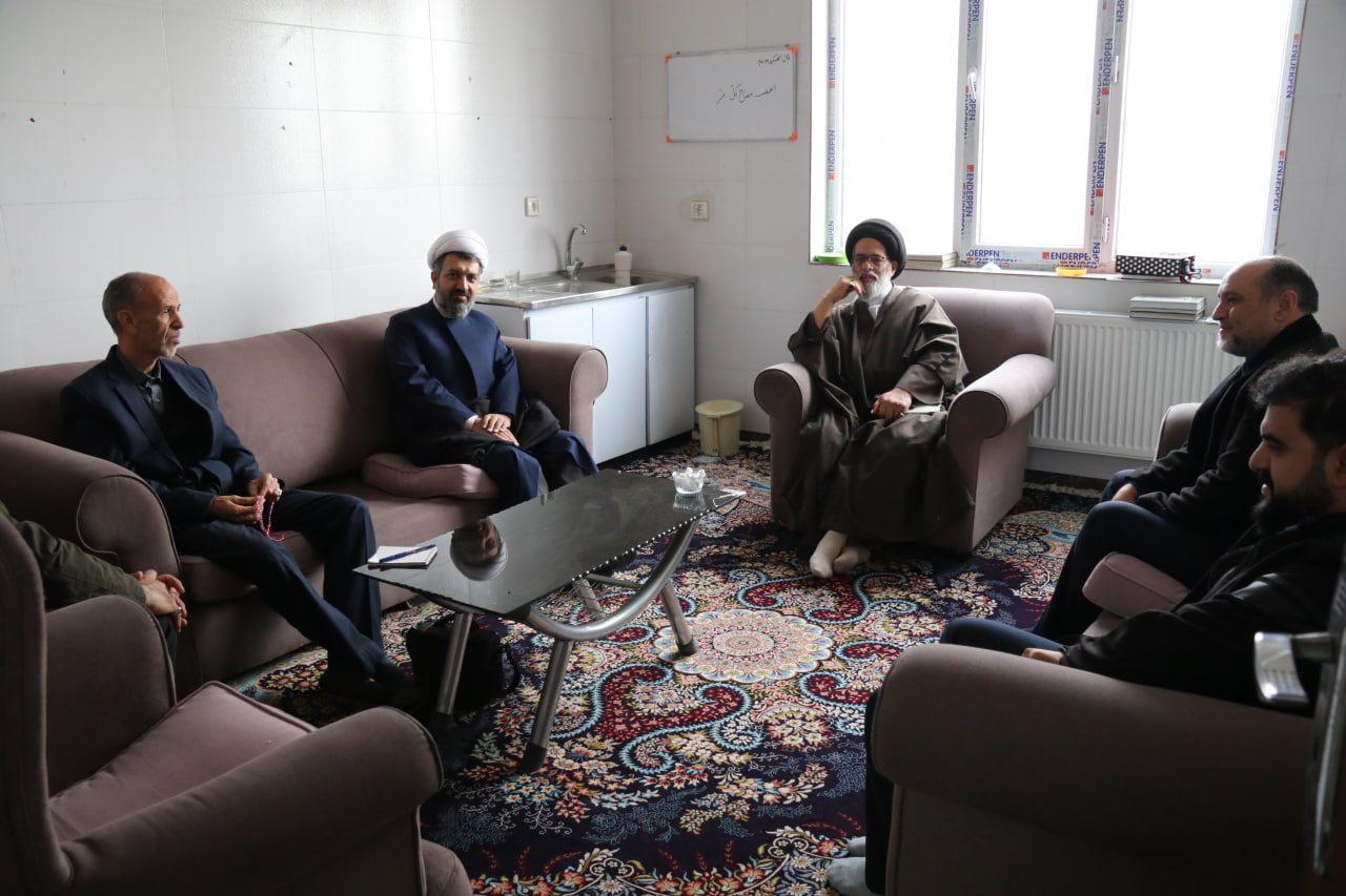 دیدار با امام جمعه شهرستان خدابنده پیرامون اجرای برنامه های نماز