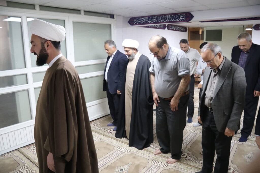 جلسه شورای اقامه نماز اداره کل مسکن و شهرسازی زنجان برگزار شد