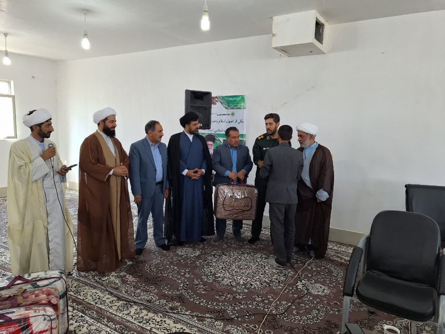 از فعالین نماز شهرستان درمیان تجلیل شد