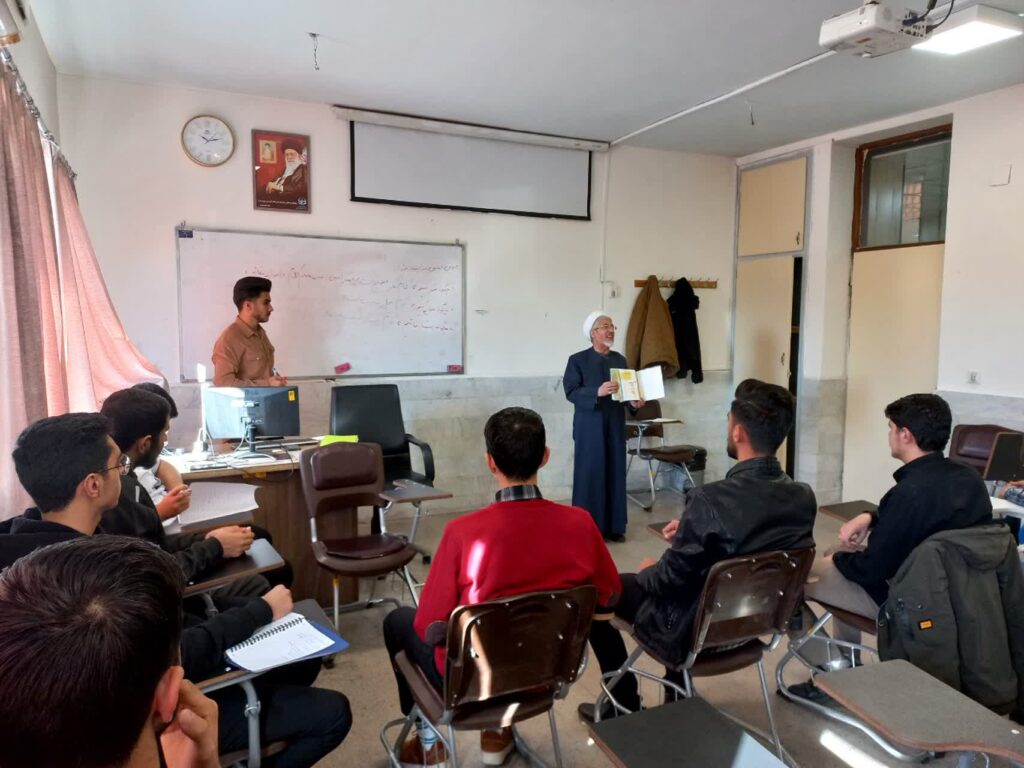 دوره آموزشی و تربیتی معراج ویژه دانشجو معلمان دانشگاه فرهنگیان زنجان برگزار شد