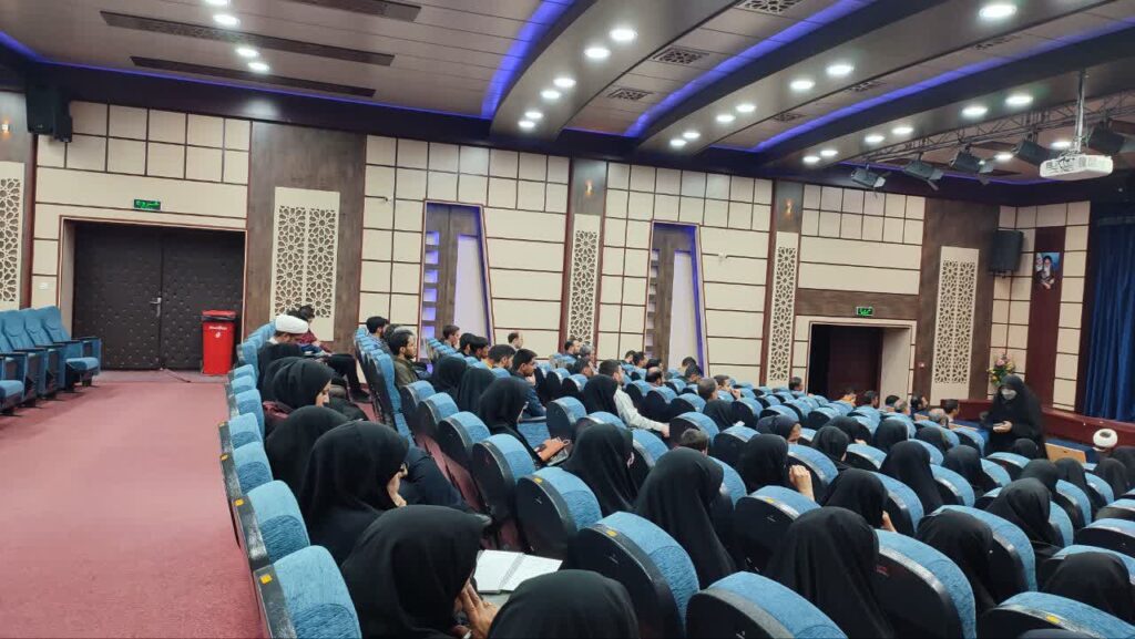 دوره آموزشی شیوه های فرهنگ سازی نماز در مدارس(طرح مبین) در بیرجند برگزار شد