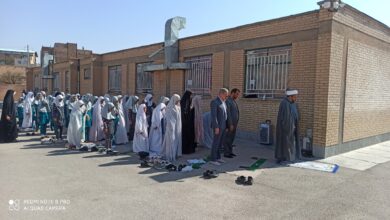مدیران و معلمین در دعوت به ماز باید خود الگوی نسل نو و دانش آموزان باشند