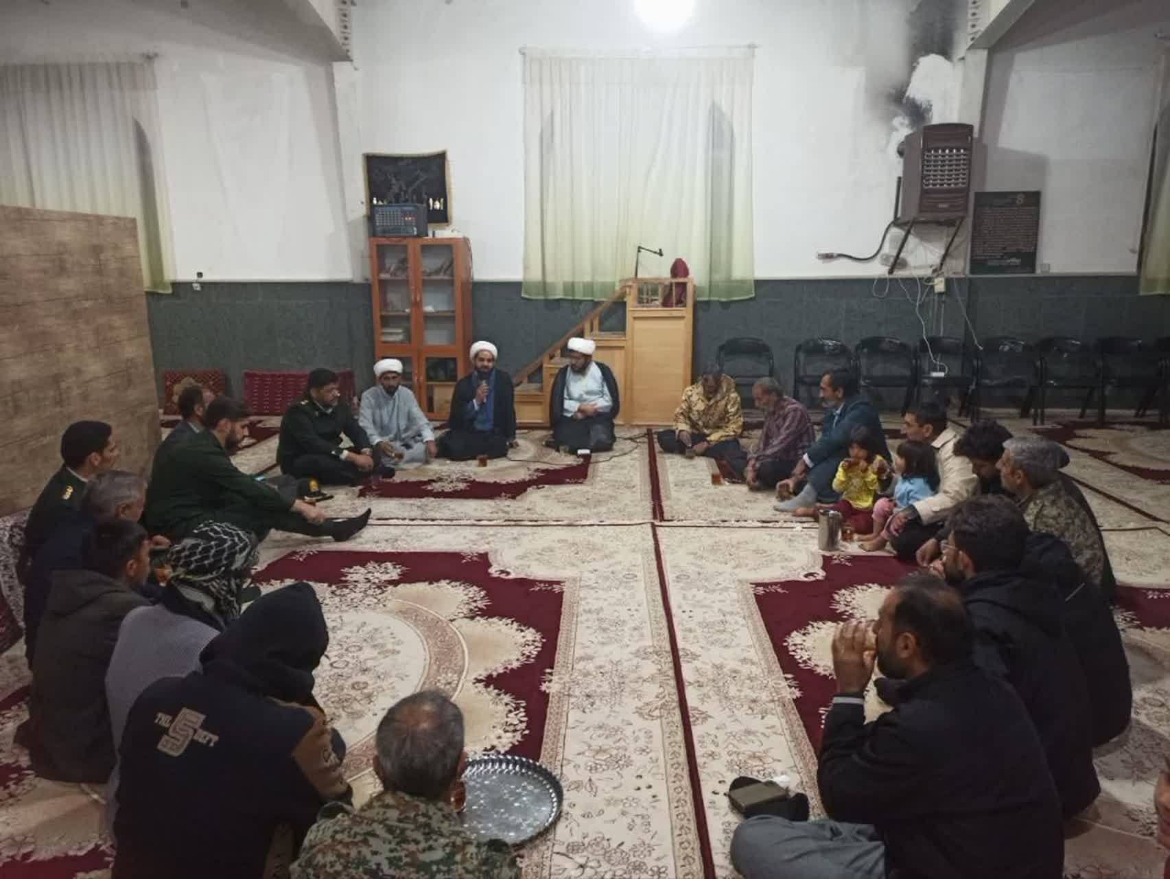 نشست توانمندسازی اولیاء با موضوع شیوه فرهنگ سازی نماز در خانواده در مسجد روستای زیدان شهرستان درمیان برگزار شد