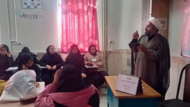 نشست تخصصی نقش نماز در «پیشگیری از آسیب‌های اجتماعی » ویژه اولیاء در هنرستان ام البنین (ع) بیرجند برگزار شد