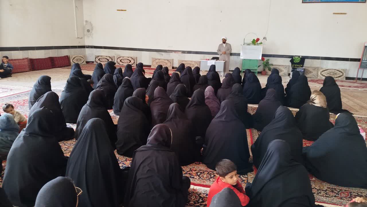 کارگاه آموزشی پیشگیری از آسیبهای اجتماعی و تبیین فلسفه نمازدر شهرستان زیرکوه برگزار شد