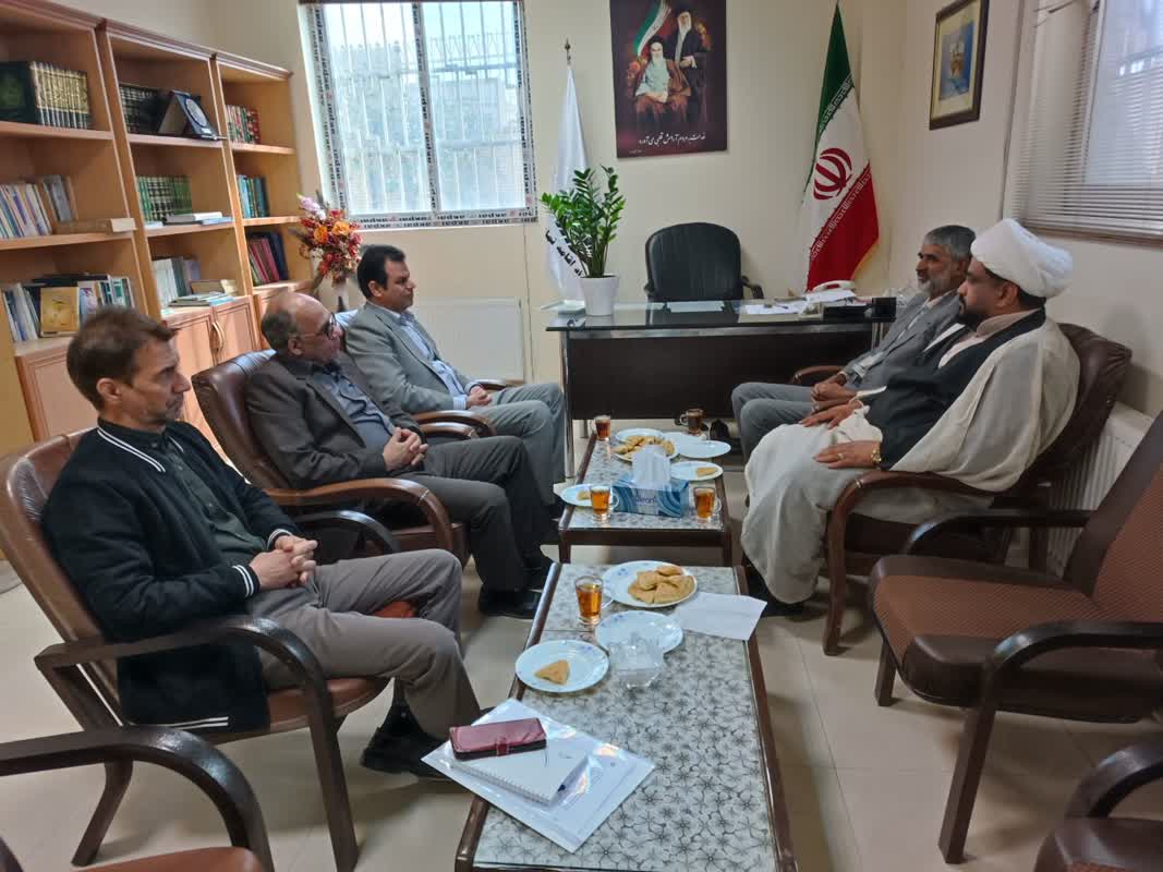 دیدار مدیرکل زیرساخت با مدیر ستاد اقامه نماز استان