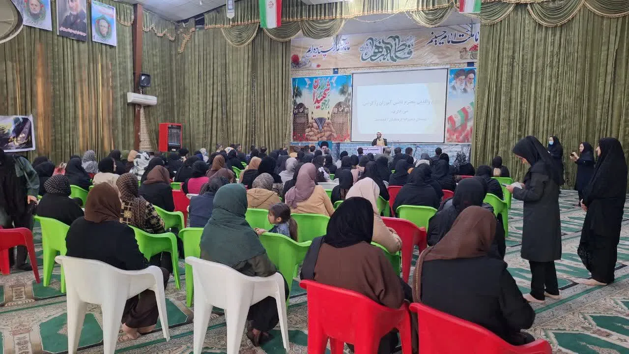 آموزش شیوه دعوت فرزندان به نماز در دهدشت