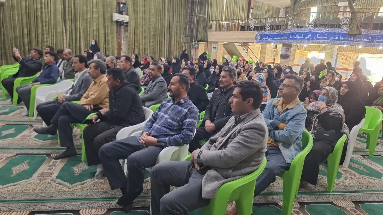 آموزش شیوه دعوت فرزندان به نماز در دهدشت