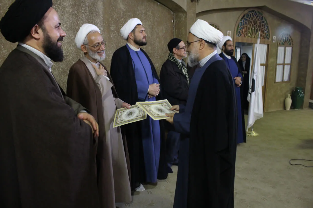 گردهمایی اساتید، کارشناسان، دانش پژوهان و کارمندان مرکز تخصصی نماز برگزار شد
