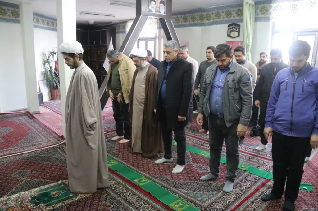 جلسه شورای اقامه نماز شرکت آزمایشگاه فنی و مکانیک خاک زنجان برگزار شد