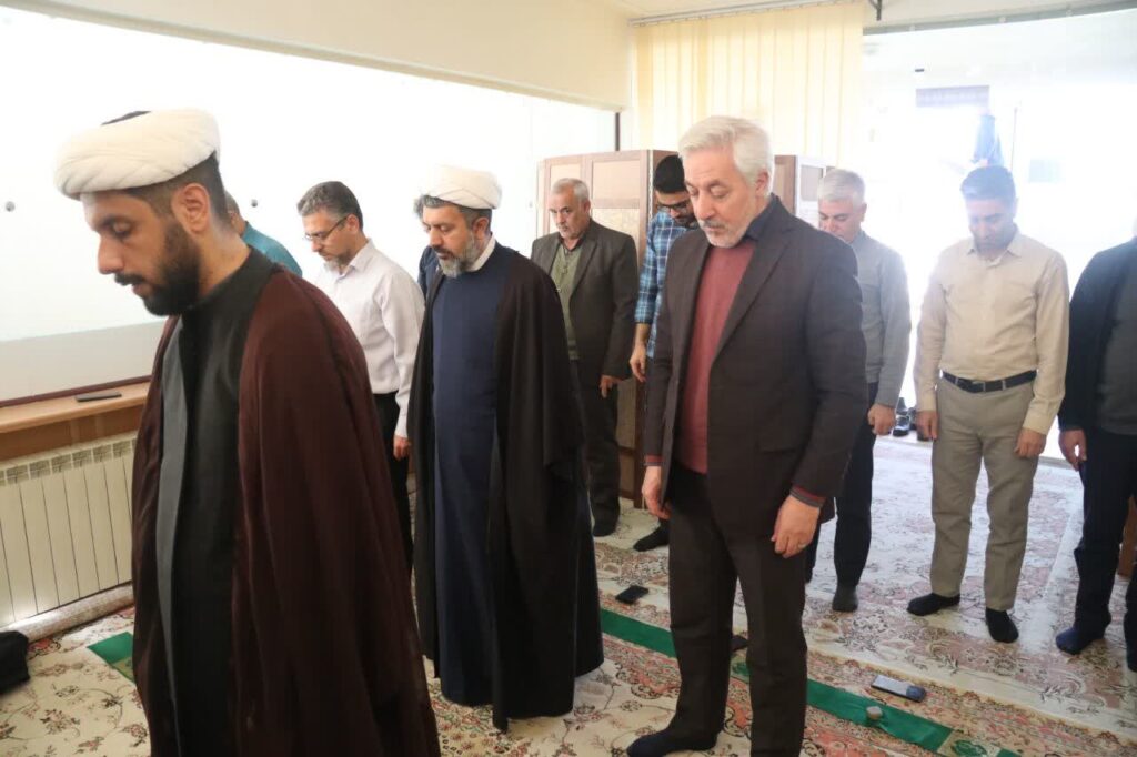 جلسه شورای اقامه نماز شرکت بیمه ایران استان زنجان برگزار شد