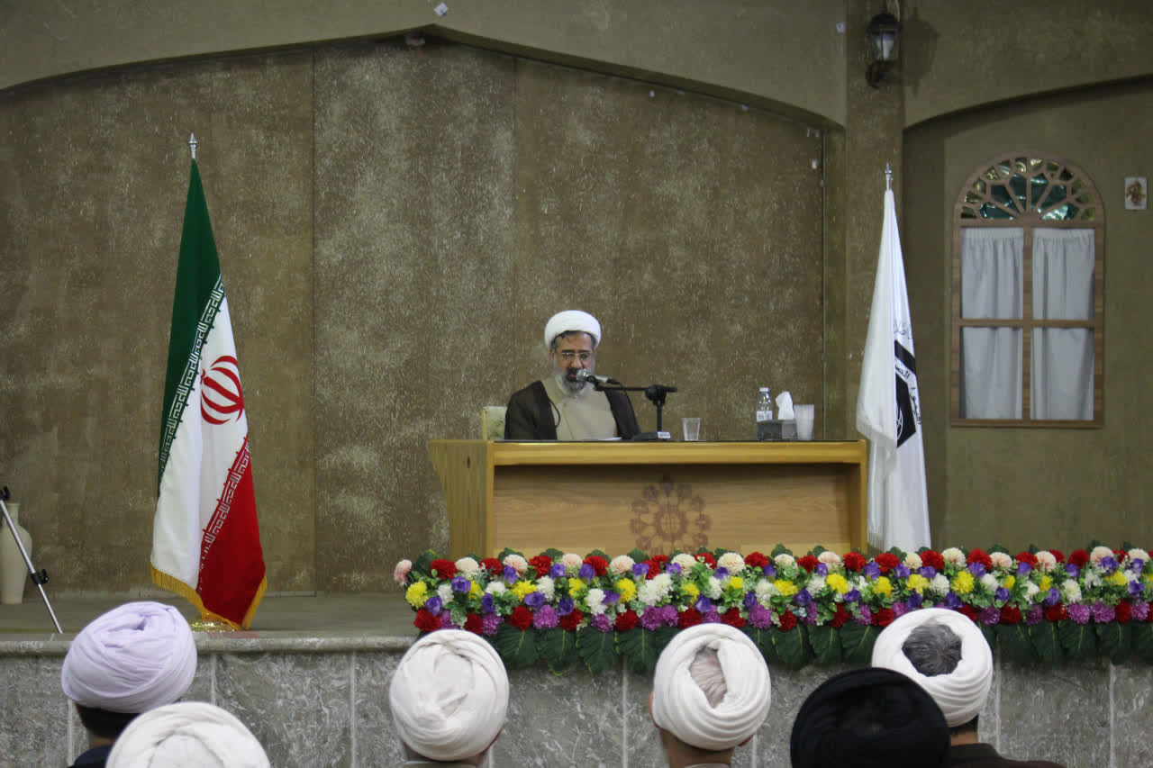 گردهمایی اساتید، کارشناسان، دانش پژوهان و کارمندان مرکز تخصصی نماز برگزار شد