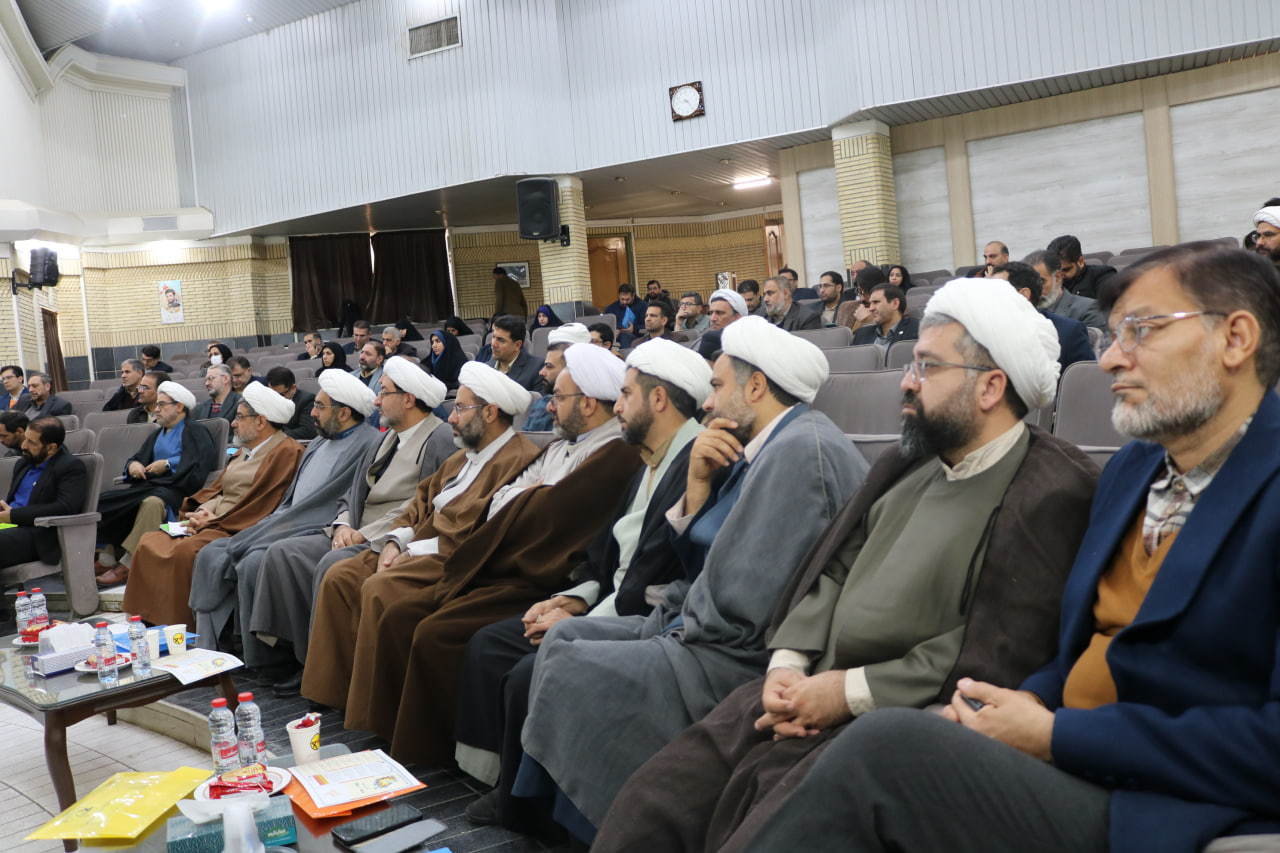 سومین گردهمایی دبیران دستگاه های اجرایی استان اصفهان