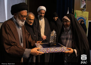 دهمین اجلاس استانی نماز قم برگزار شد