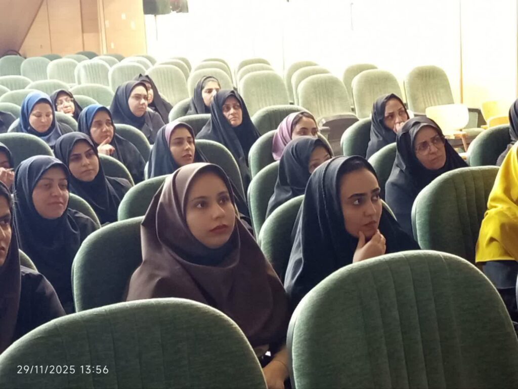 دوره آموزشی نماز یاوران کوچک (نیک) در استان یزد برگزار شد