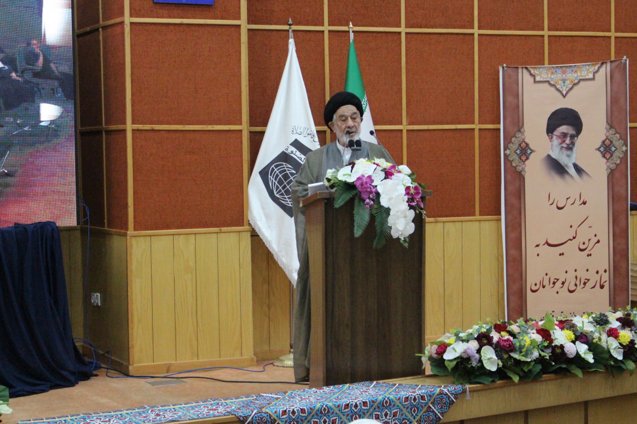 دوازدهمین اجلاس استانی نماز قزوین برگزار شد